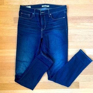 Levi’s 311 Shaping Skinny Jeans